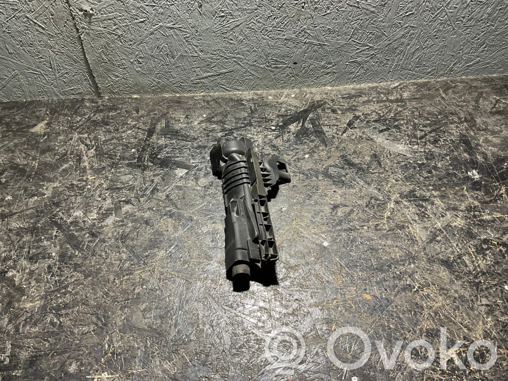 Radiator support slam panel bracket   75302549