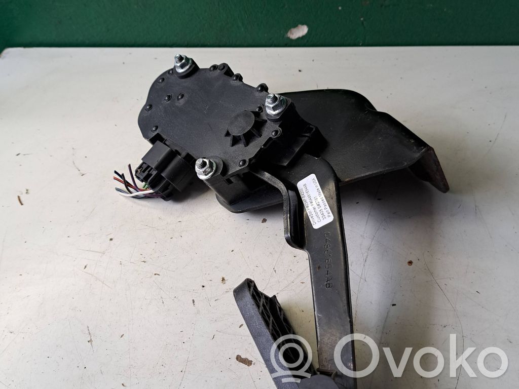 Chrysler Voyager Accelerator throttle pedal 