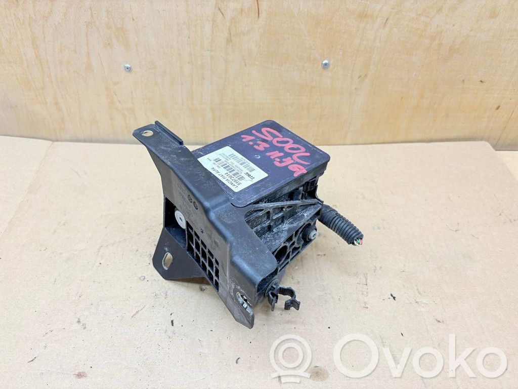 Fiat 500L ABS bloks 