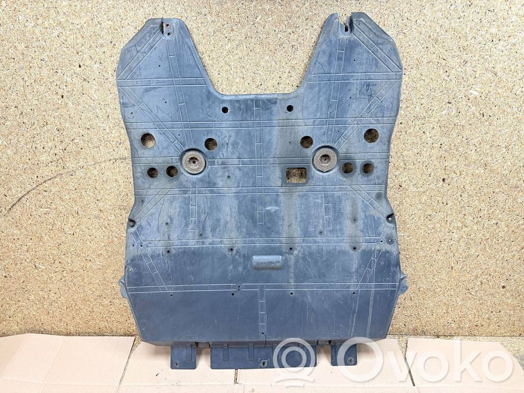 Peugeot 308 Engine splash shield/under tray 