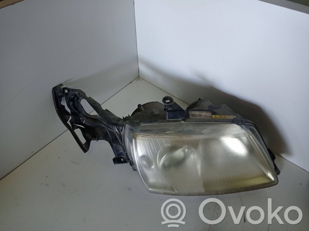 Saab 9-5 Phare frontale 