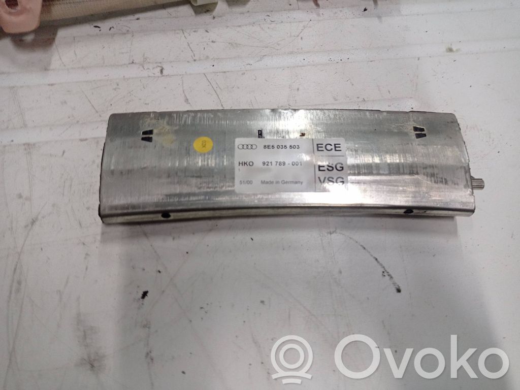 Audi A4 S4 B6 8E 8H Pystyantennivahvistin 