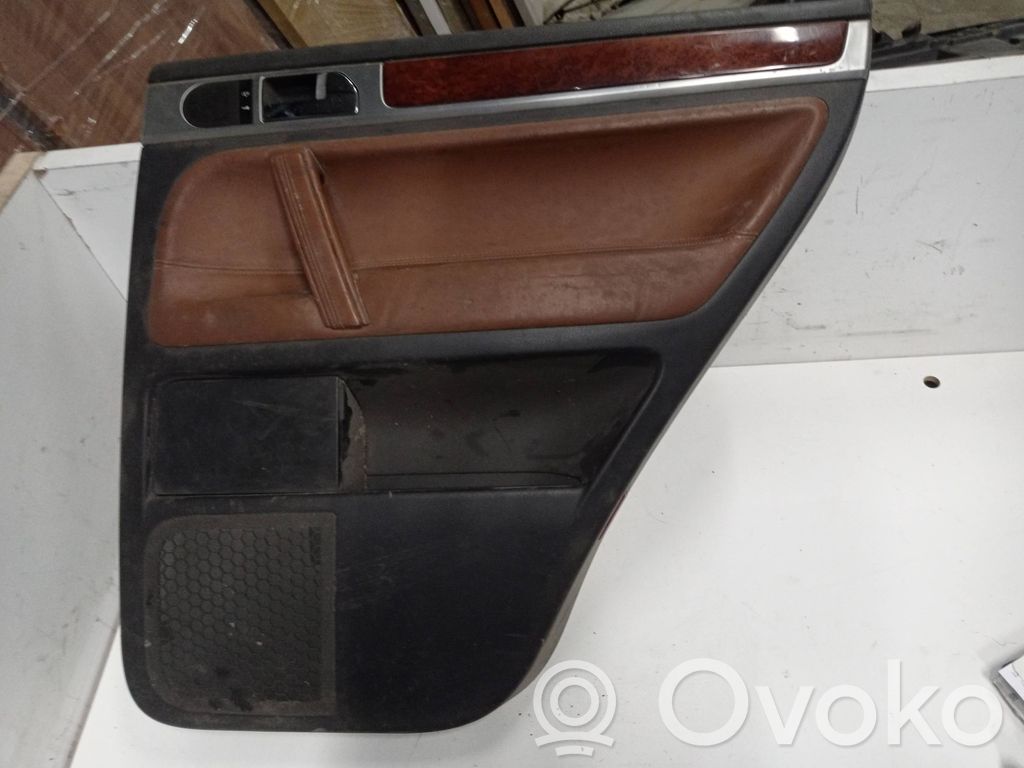 Volkswagen Touareg I Panou interior ușă spate 