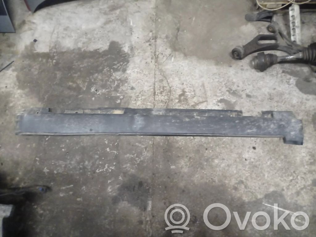 Volvo V50 Kynnys 