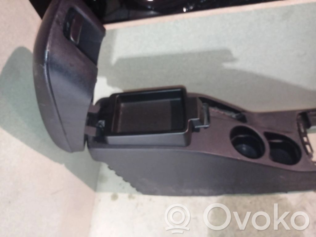 KIA Ceed Otros repuestos del interior 