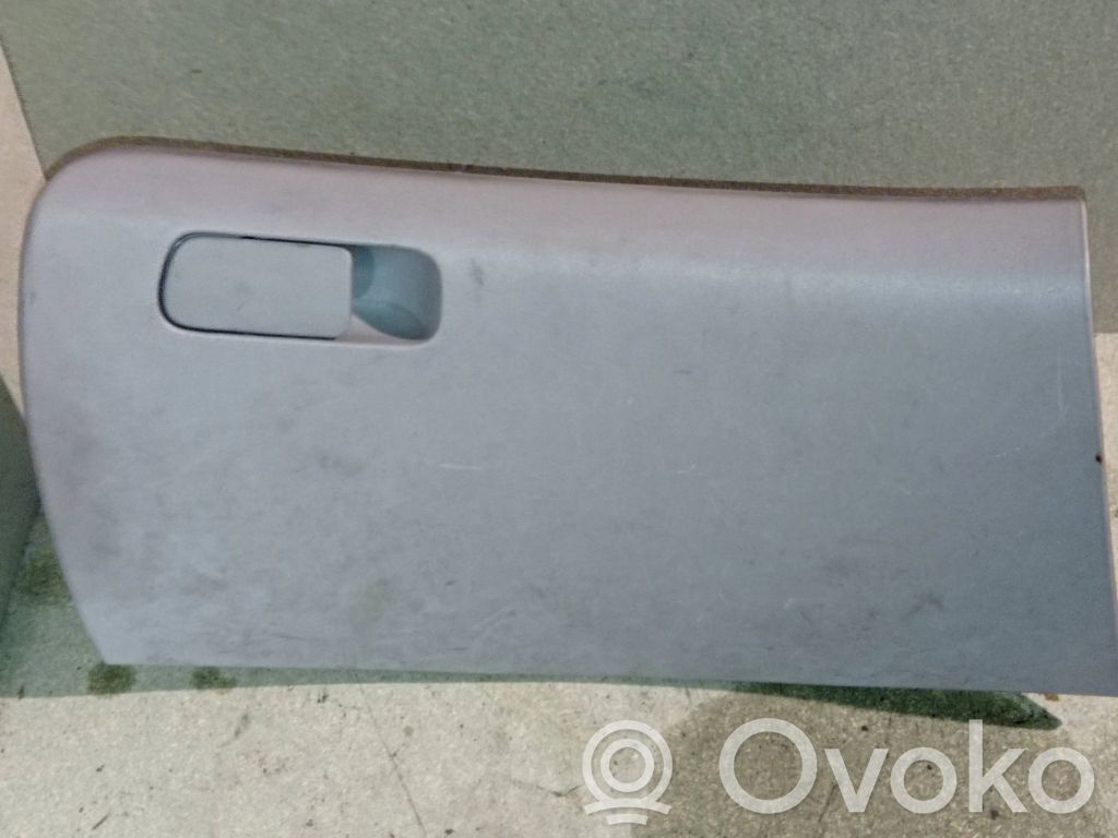 KIA Ceed Tapa/cubierta de la guantera 