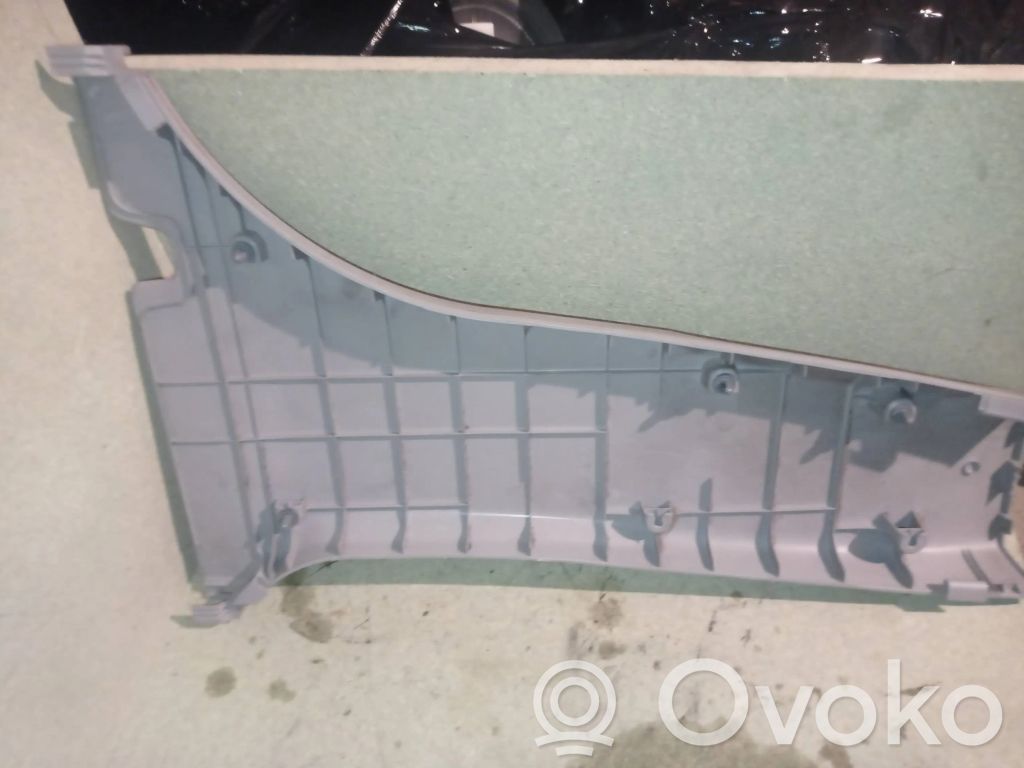 KIA Ceed Rivestimento montante (B) (fondo) 