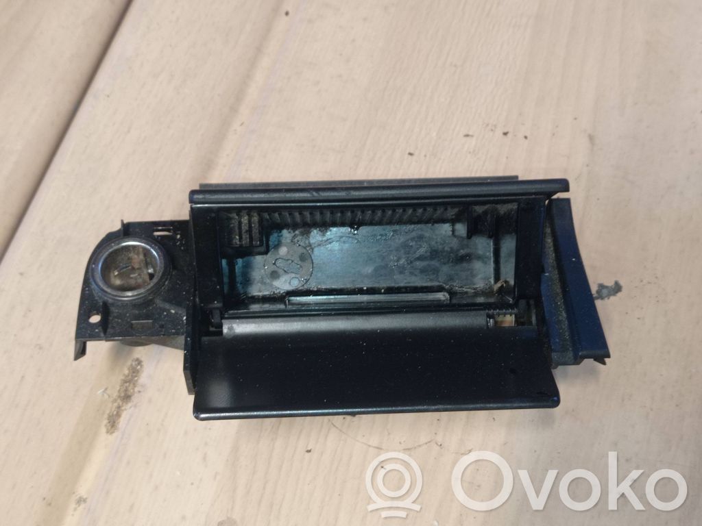 Opel Astra G Aschenbecher 