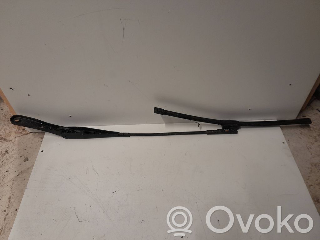 Opel Astra H Ramię wycieraczki szyby przedniej / czołowej 