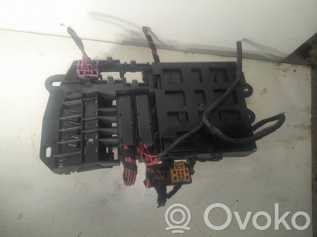 Audi A6 S6 C6 4F Sterownik / Moduł świateł LCM 