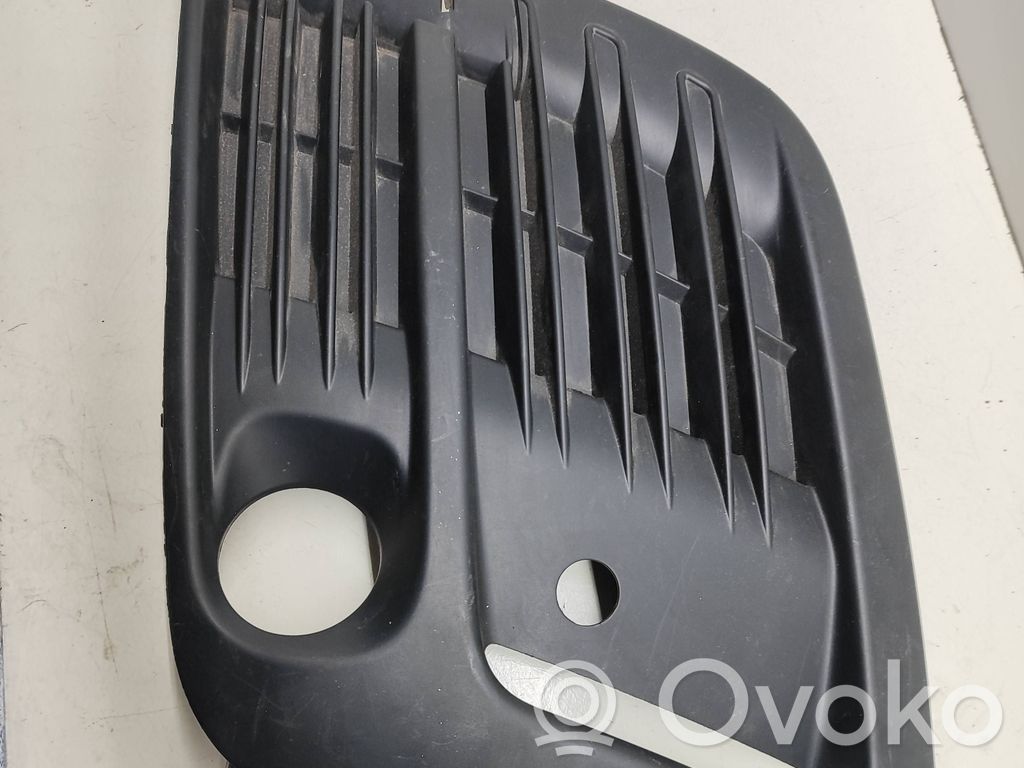 Citroen Jumpy Front bumper lower grill 