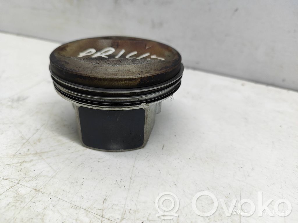 Toyota Prius (XW30) Piston 