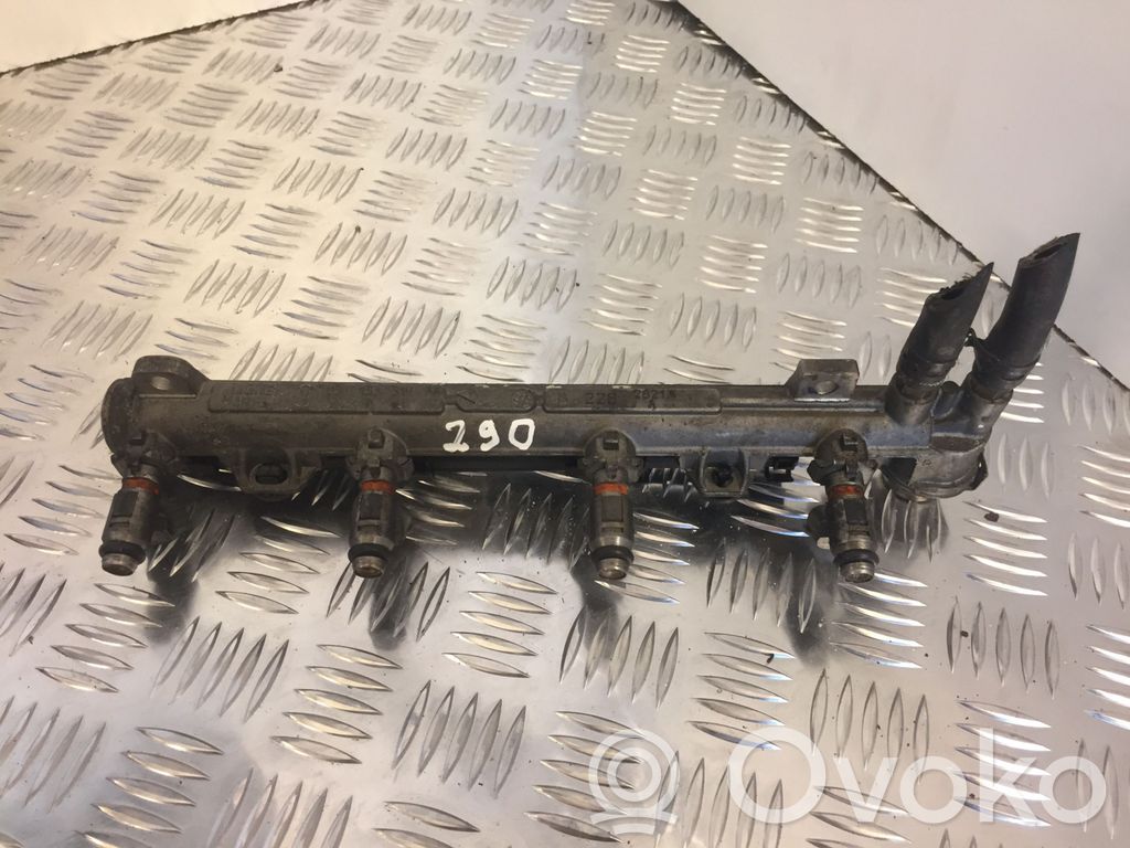 Audi A2 Degvielas maģistrālā caurule 