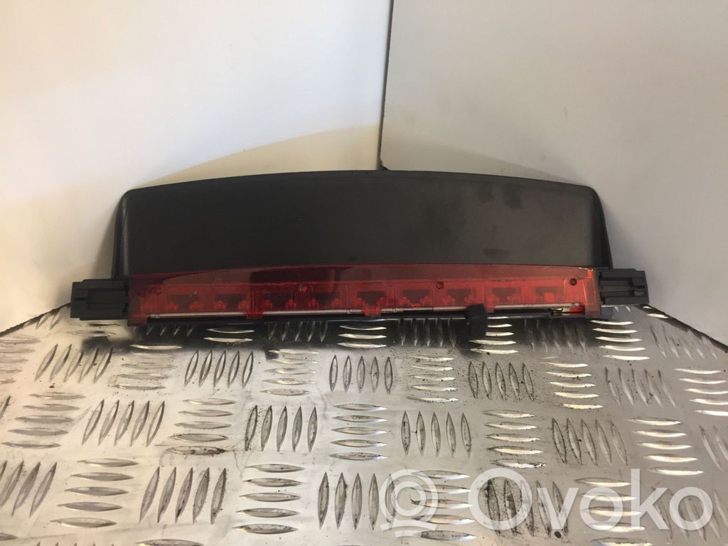 Audi A6 S6 C6 4F Dritte Bremsleuchte 