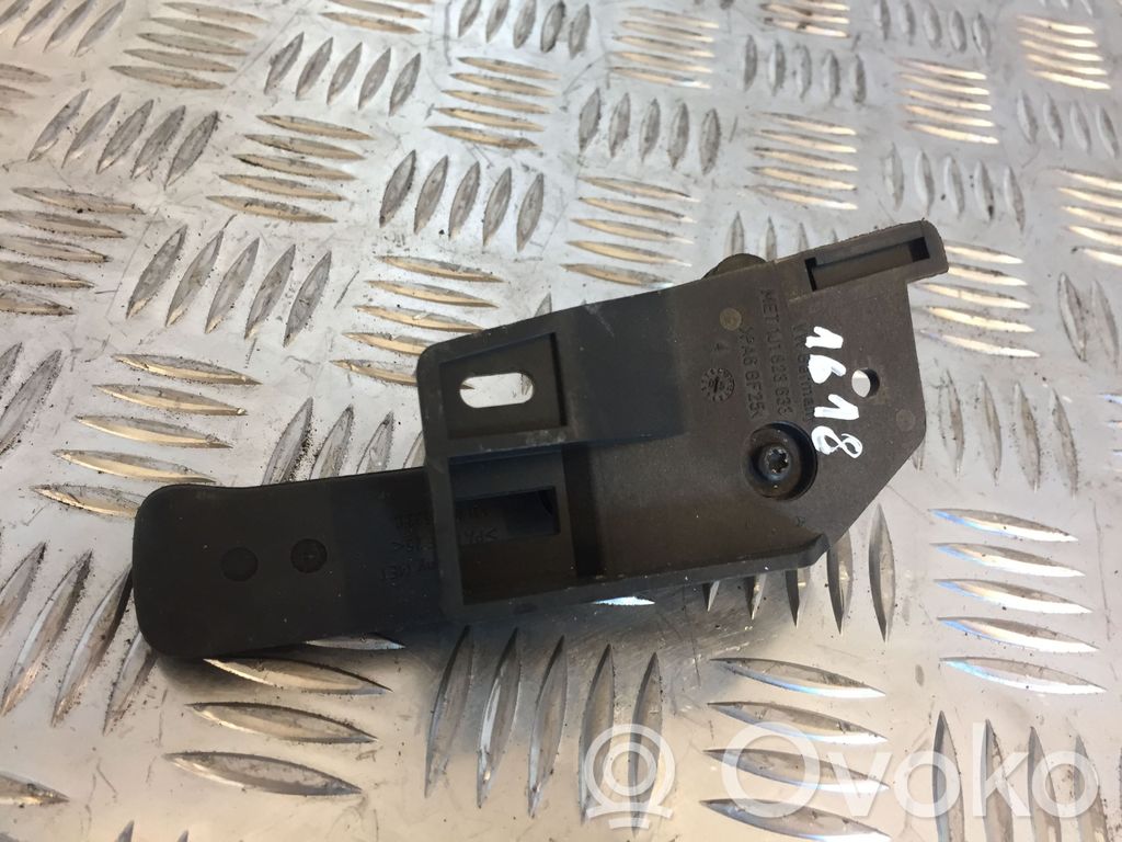 Seat Toledo III (5P) Engine bonnet (hood) release handle 