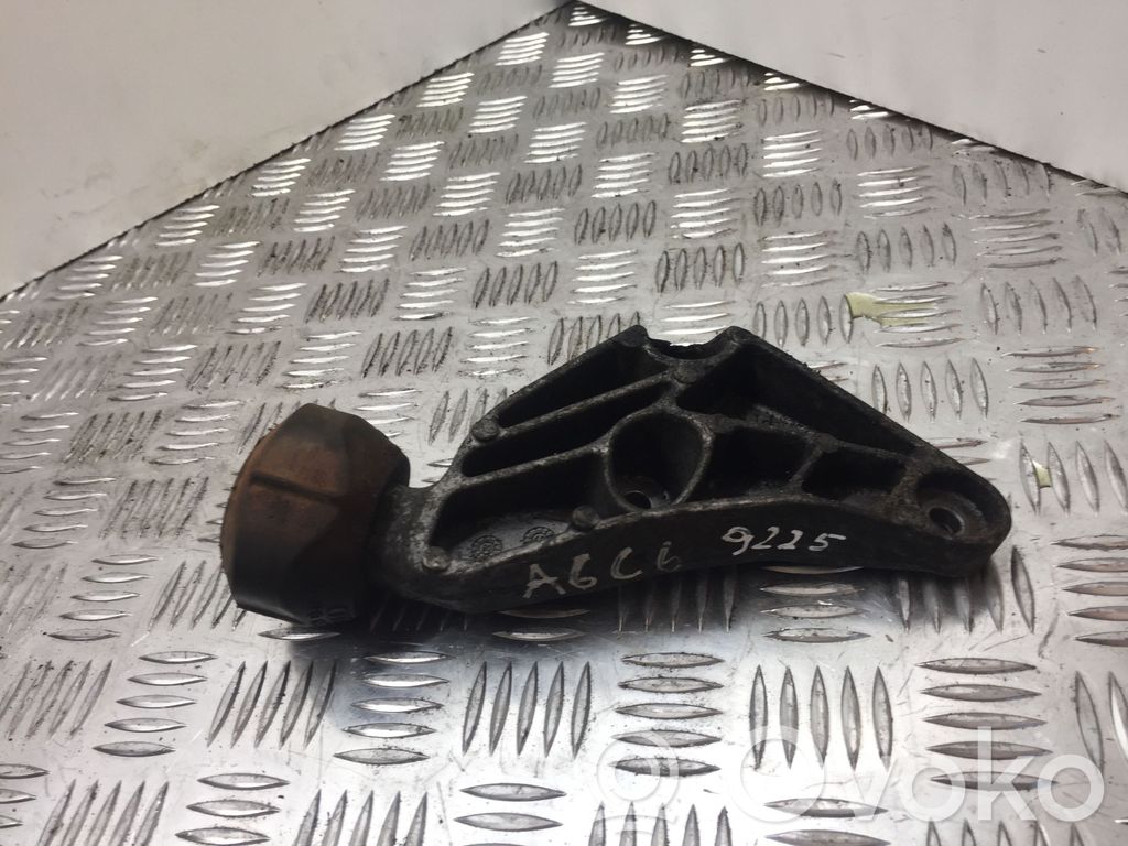 Audi A6 S6 C6 4F Engine mounting bracket 