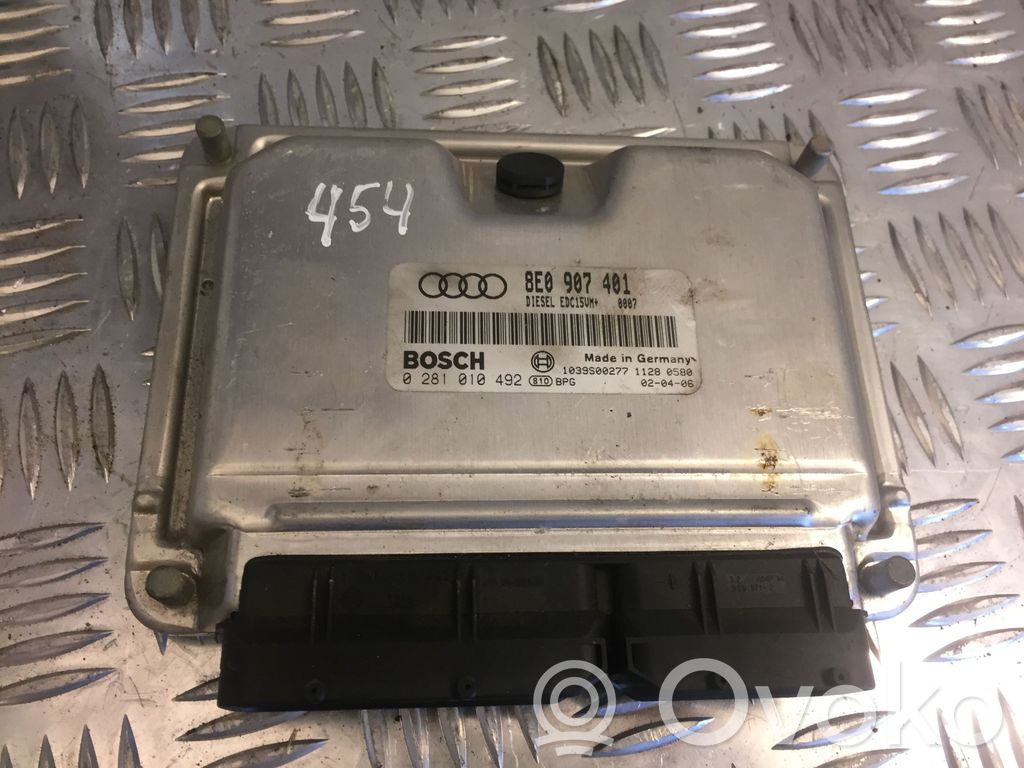 Volkswagen PASSAT B5.5 Engine control unit/module 