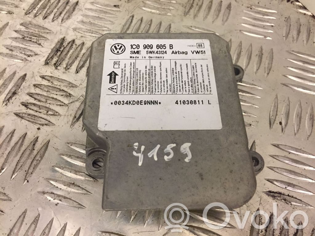 Volkswagen PASSAT B5.5 Unidad de control/módulo del Airbag 