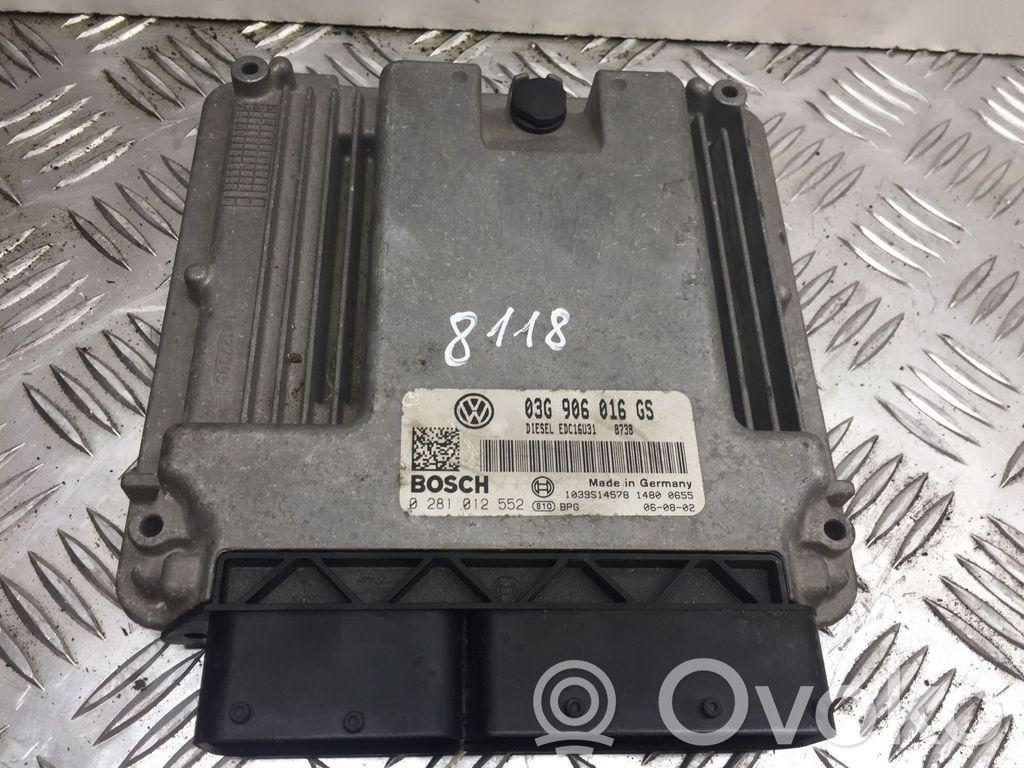 Volkswagen PASSAT B6 Sterownik / Moduł ECU 