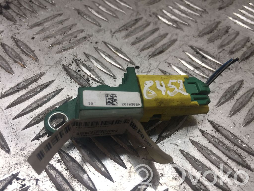 Volkswagen PASSAT B6 Airbagsensor Crashsensor Drucksensor 