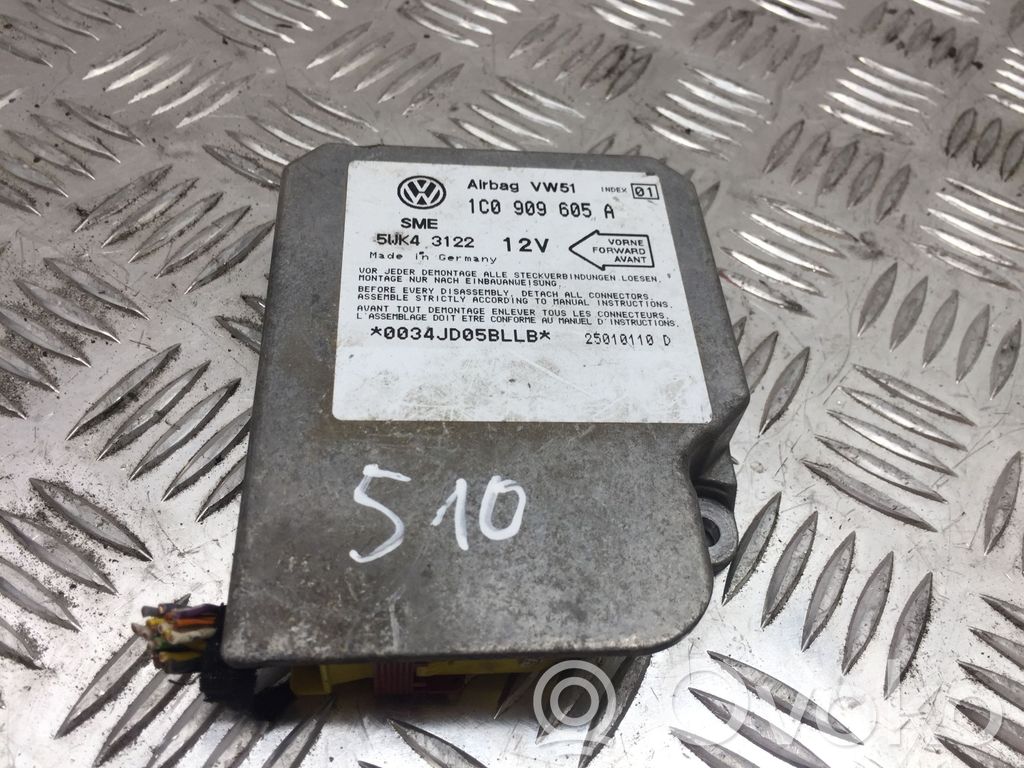 Volkswagen Golf IV Airbag control unit/module 