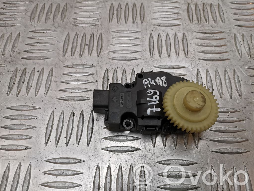 Audi A4 S4 B8 8K Silniczek nagrzewnicy 