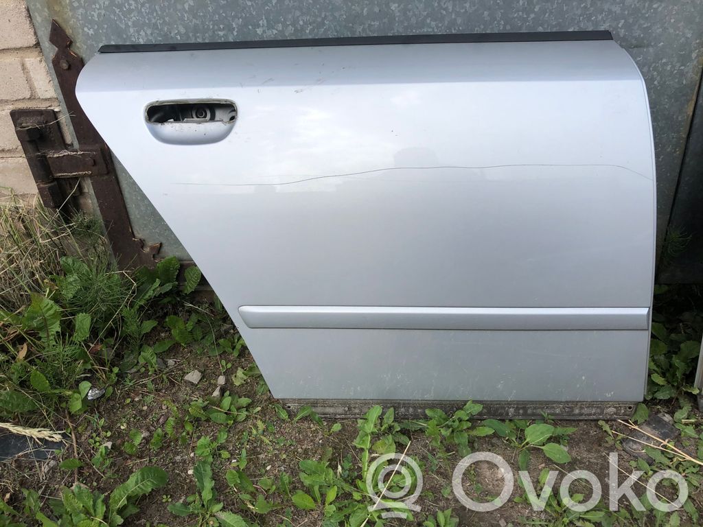 Audi A4 S4 B6 8E 8H Galinės durys 