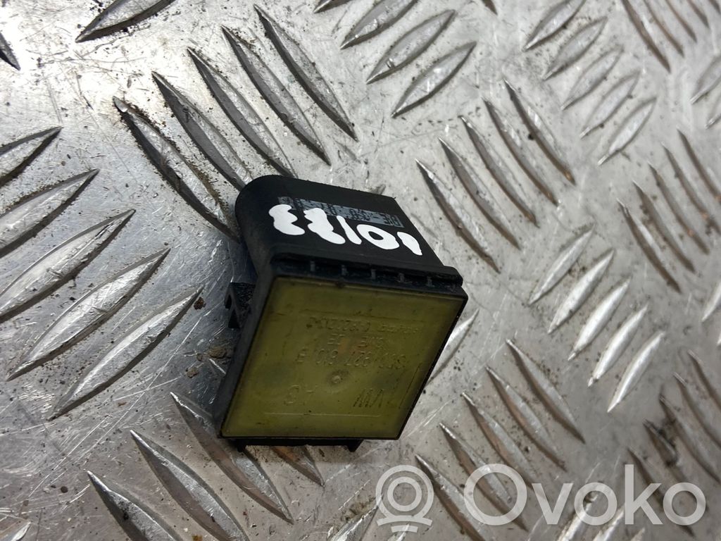 Volkswagen PASSAT B6 Główny cylinder sprzęgła 