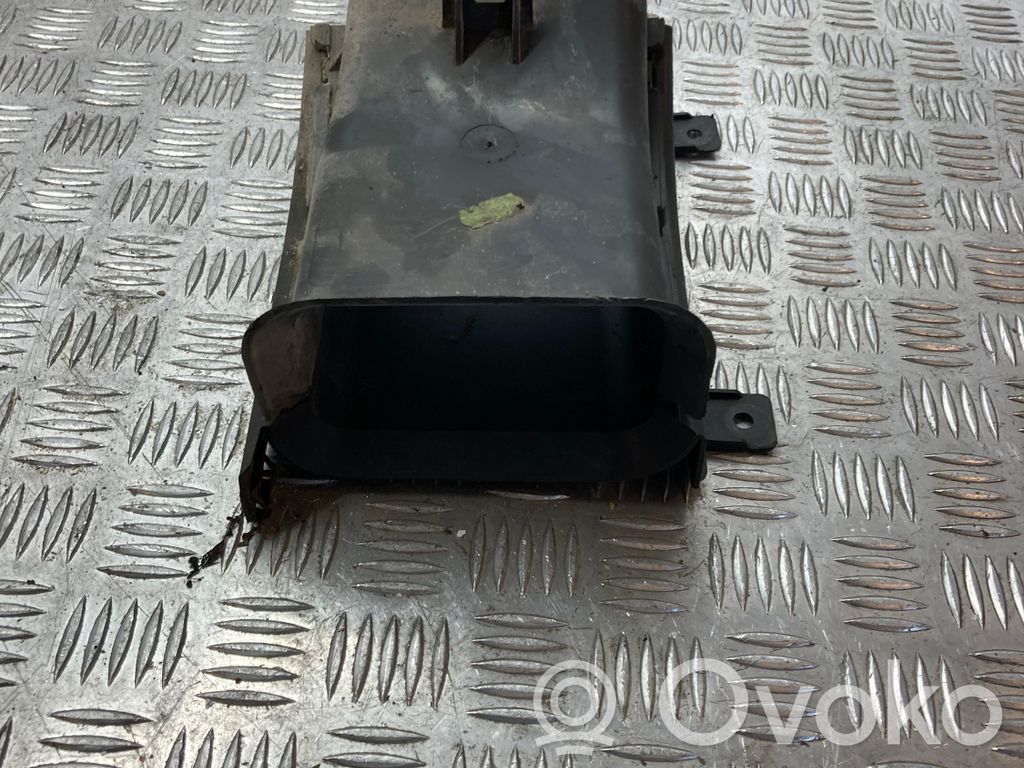 BMW 5 E60 E61 Air intake duct part 