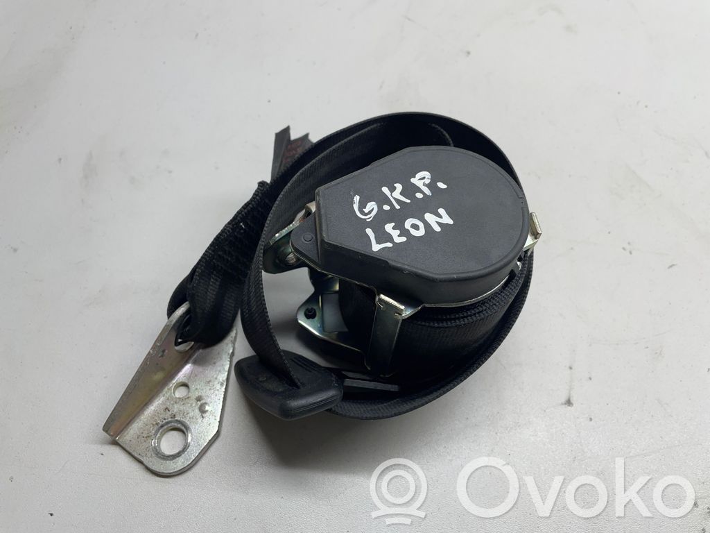 Seat Leon (1P) Pas bezpieczeństwa fotela tylnego 