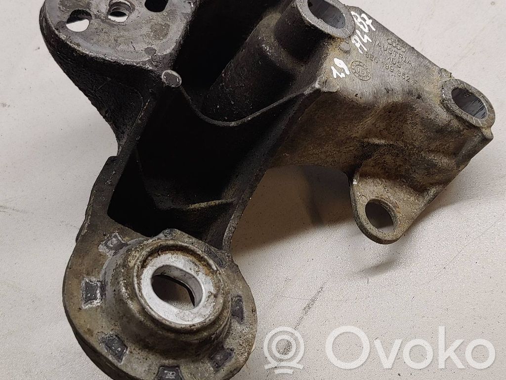 Audi A4 S4 B6 8E 8H Engine mounting bracket 