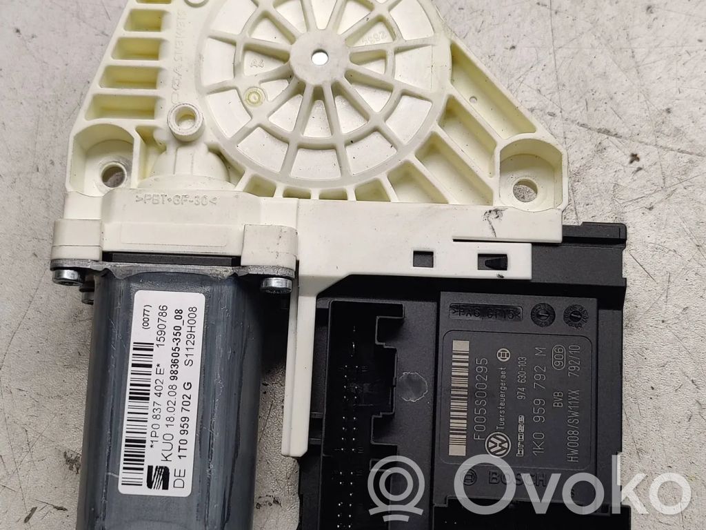 Seat Leon (1P) Elektryczny podnośnik szyby drzwi 