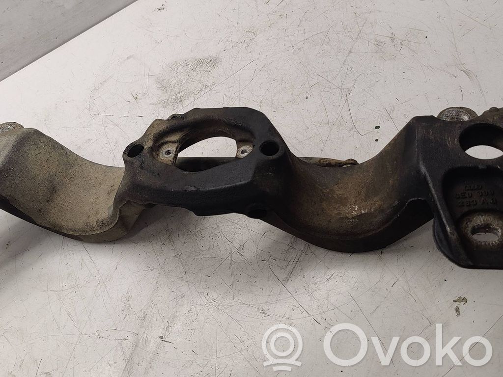 Audi A4 S4 B7 8E 8H Łapa / Mocowanie skrzyni biegów 