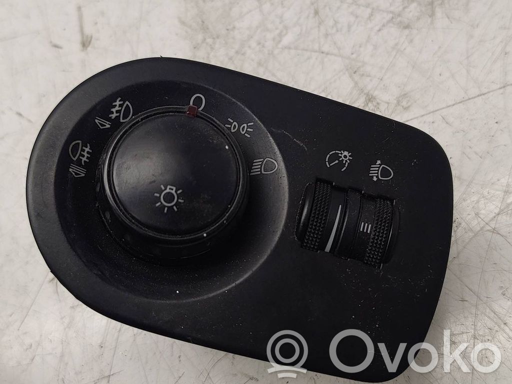 Seat Leon (1P) Light switch 