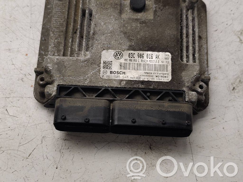 Skoda Octavia Mk2 (1Z) Engine control unit/module 