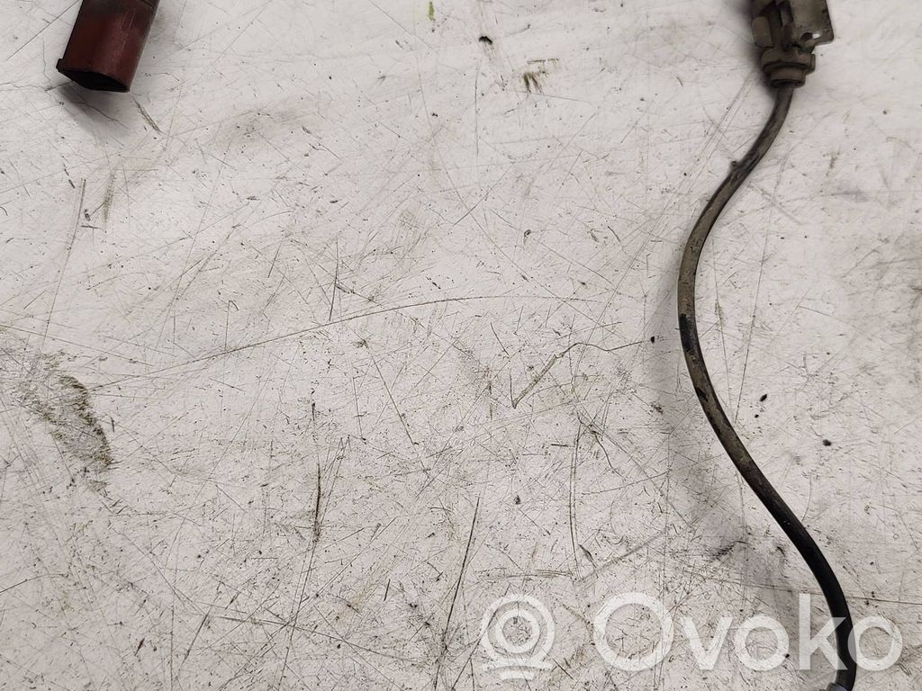 Volkswagen PASSAT B6 Exhaust gas temperature sensor 