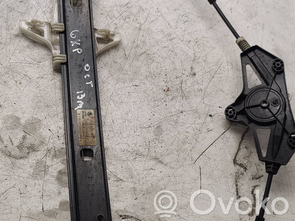 Skoda Octavia Mk3 (5E) Mechanizm podnoszenia szyby tylnej bez silnika 