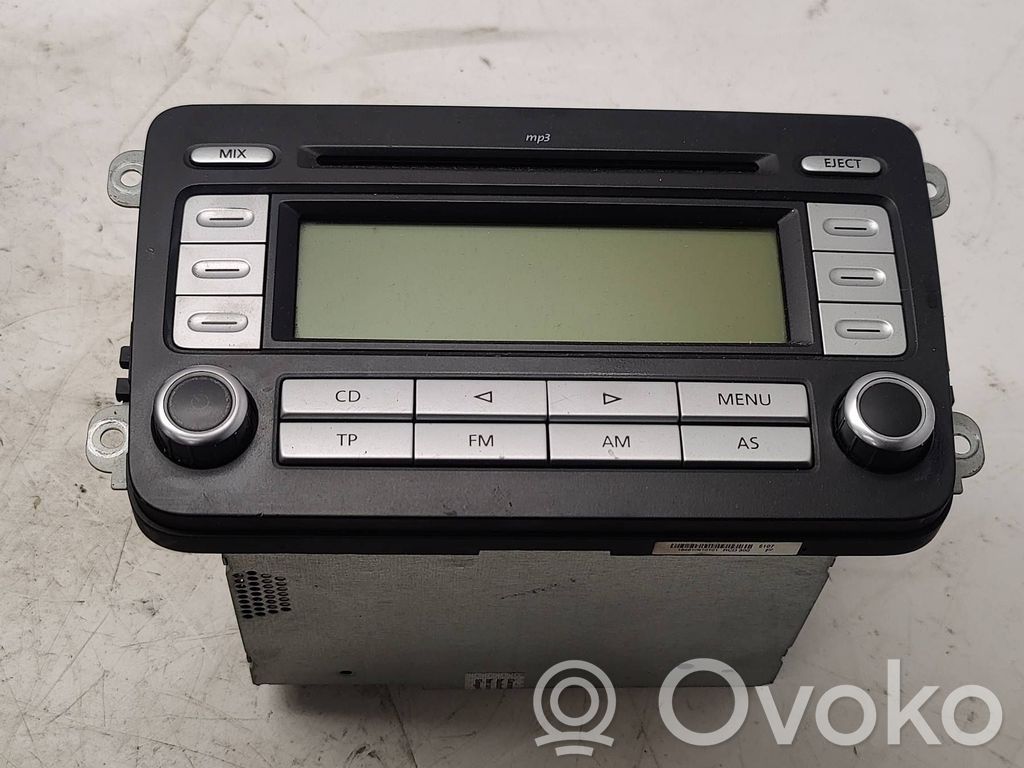 Volkswagen PASSAT B6 Panel / Radioodtwarzacz CD/DVD/GPS 