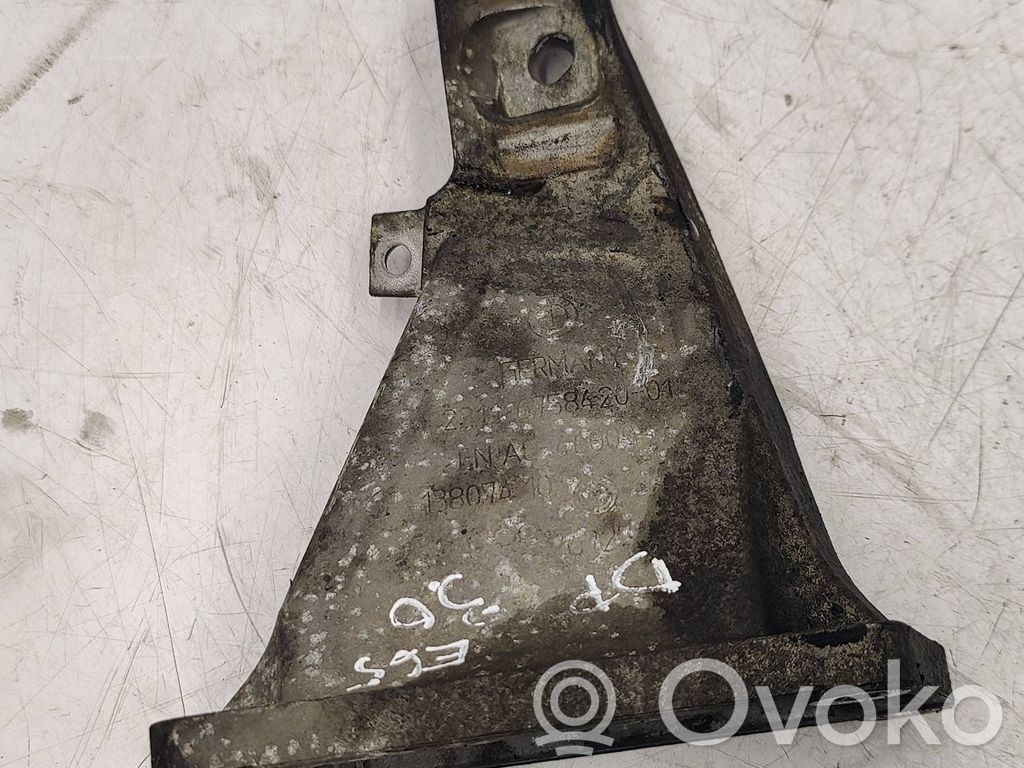 BMW 7 E65 E66 Engine mounting bracket 