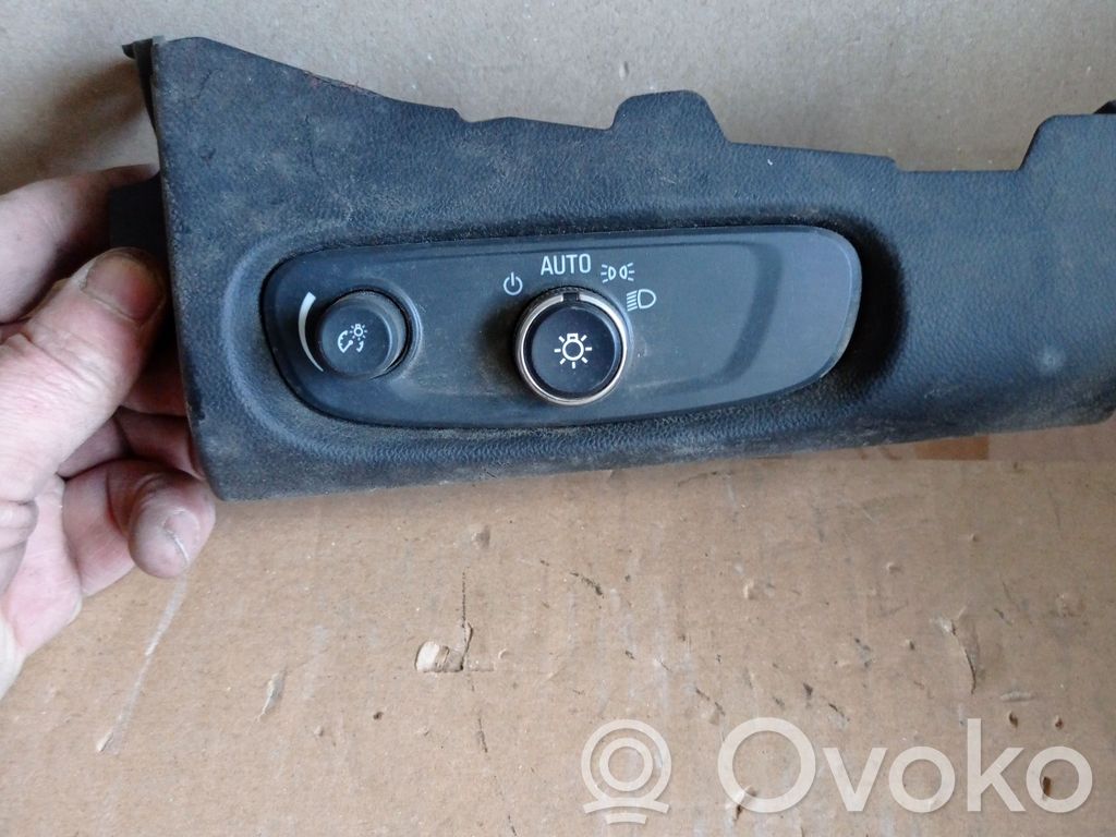 Chevrolet Volt II Headlight level height control switch 
