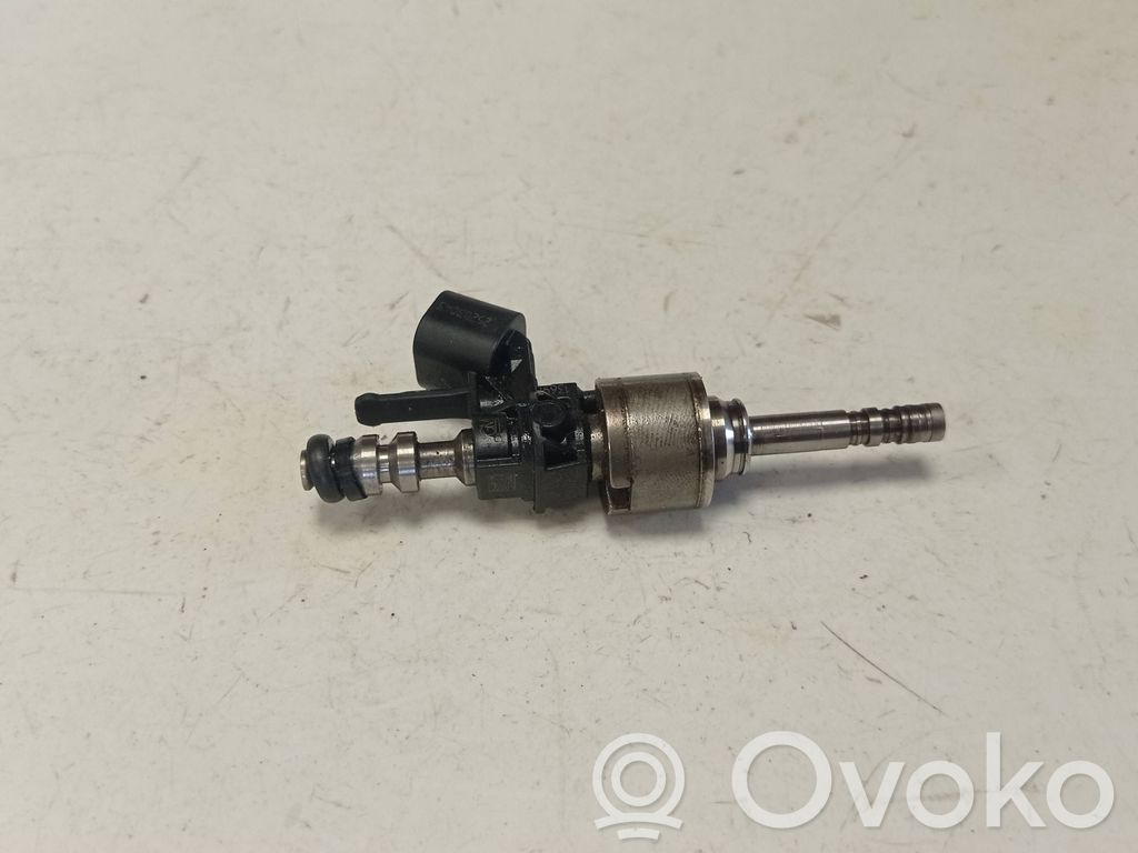 Chevrolet Camaro Fuel injector 