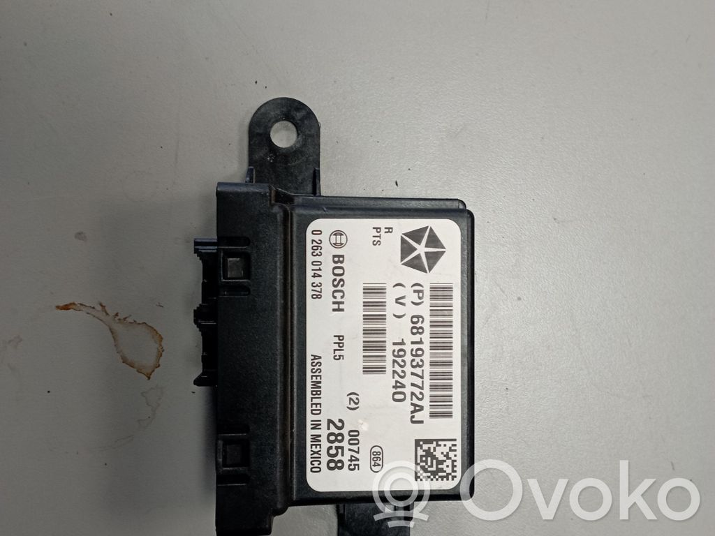 Chrysler Pacifica Parkavimo (PDC) daviklių valdymo blokas 