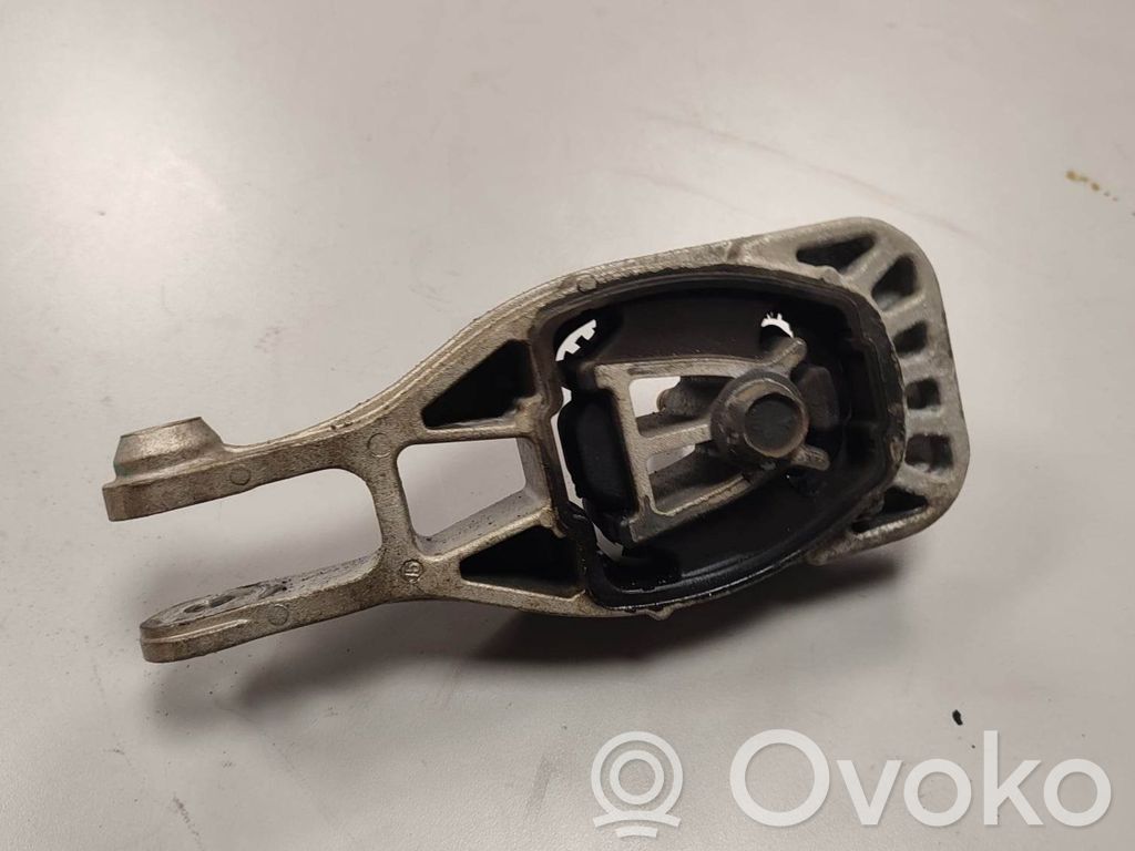 Buick Encore I Engine mount bracket 
