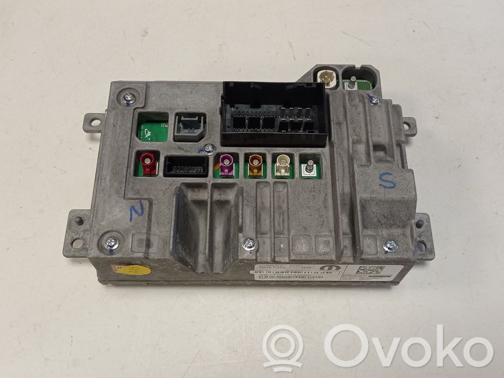 Chrysler Pacifica GPS navigation control unit/module 