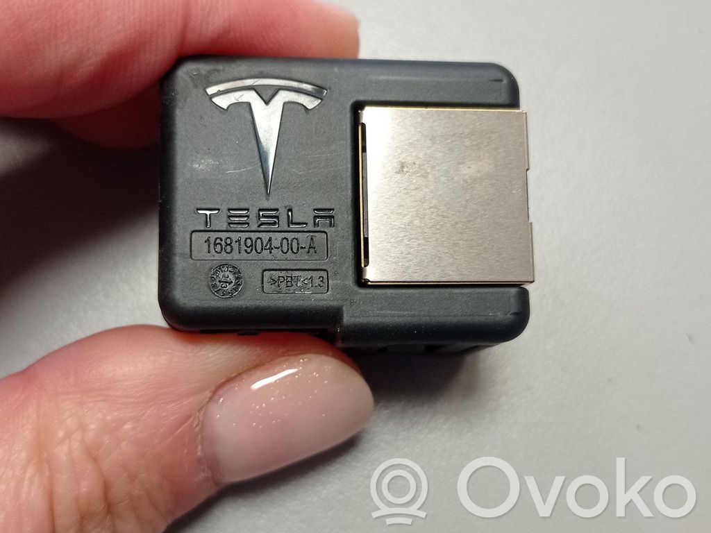 Tesla Model Y AUX in-socket connector 