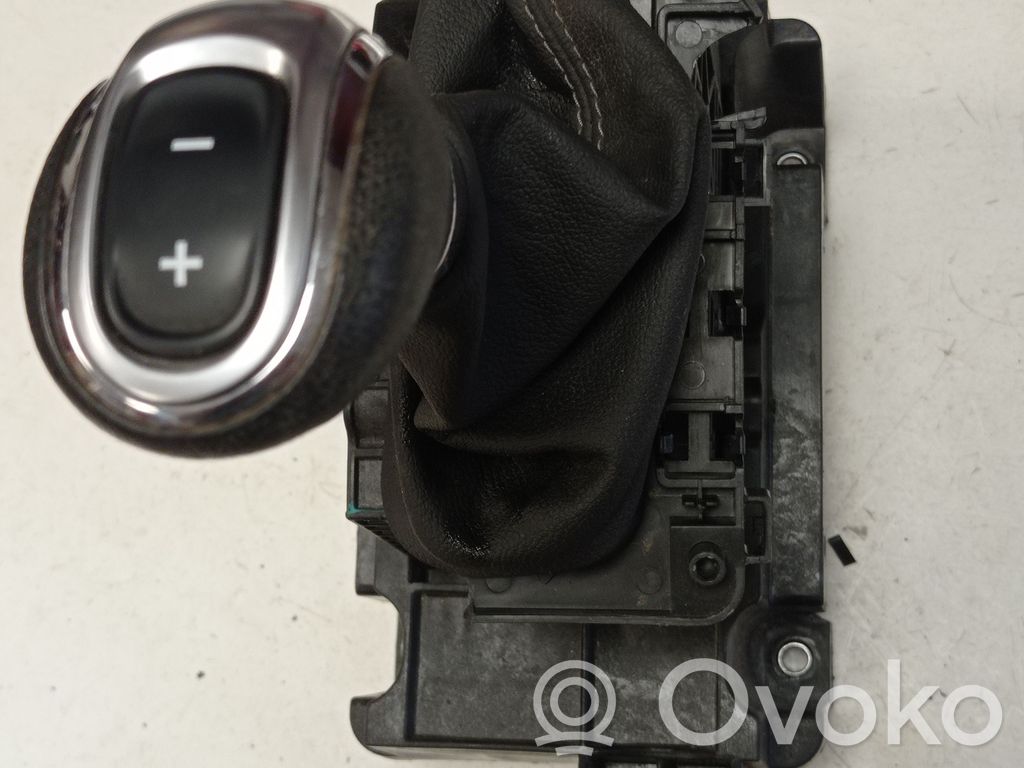 Opel Mokka X Pavarų perjungimo mechanizmas (kulisa) 