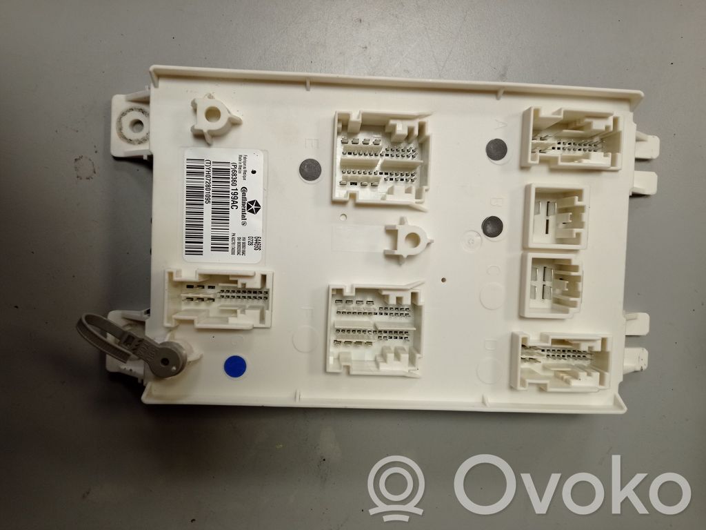 Chrysler Pacifica Comfort/convenience module 