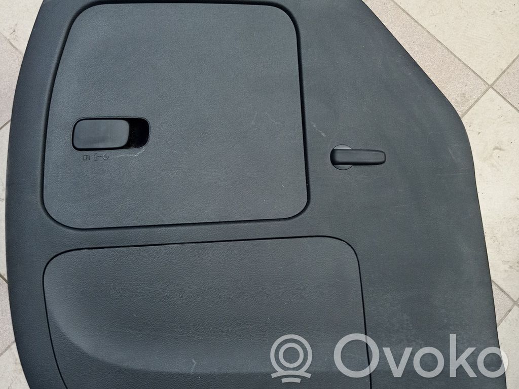 Chrysler Pacifica Panel embellecedor lado inferior del maletero/compartimento de carga 