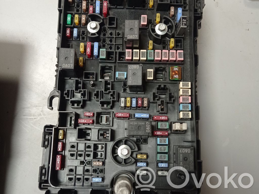 Chrysler Pacifica Fuse module 