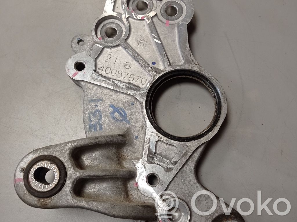 Buick Encore I Gearbox mounting bracket 
